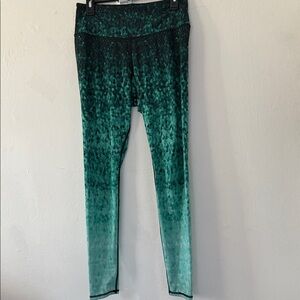 OKIINO Emerald Scales Leggings Ombre Size 8